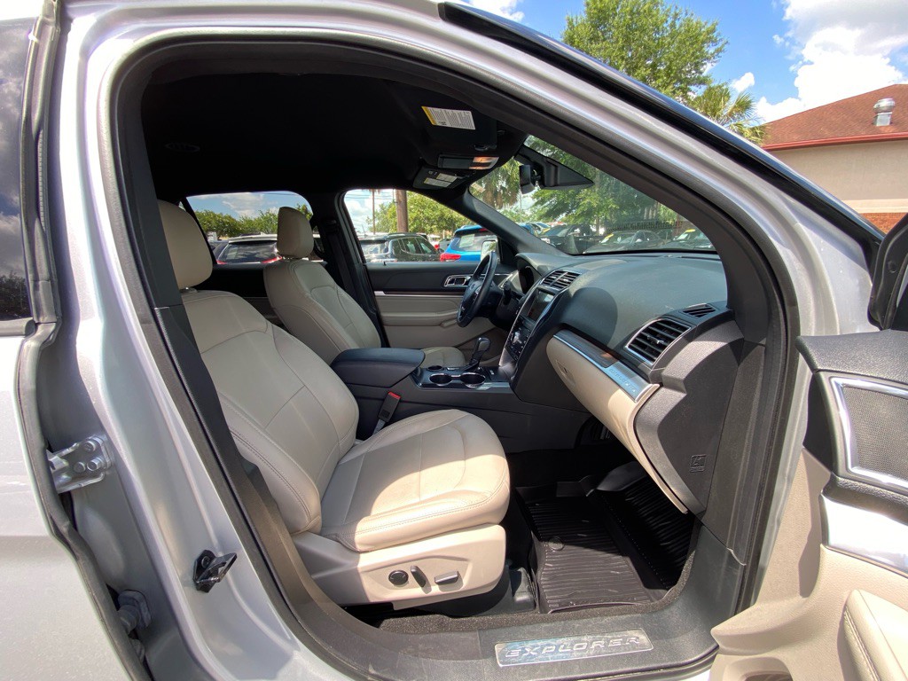 2019 Ford Explorer Image 26