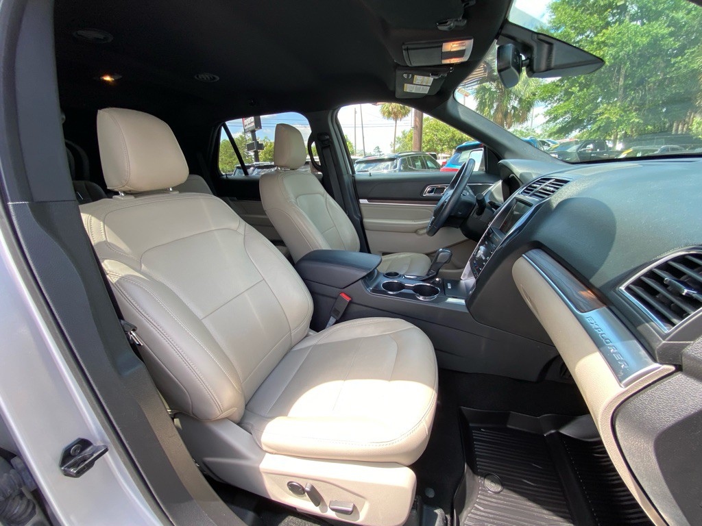 2019 Ford Explorer Image 27