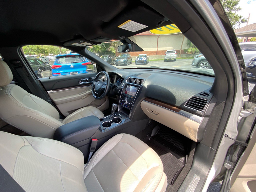 2019 Ford Explorer Image 28
