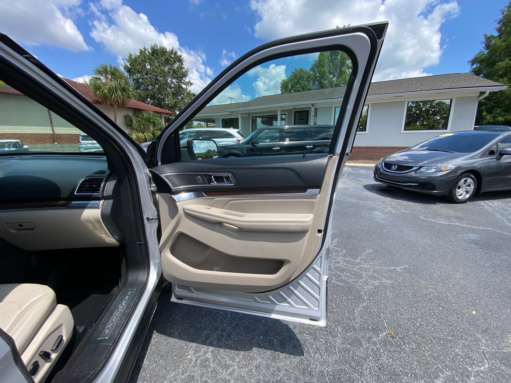 2019 Ford Explorer Image 30