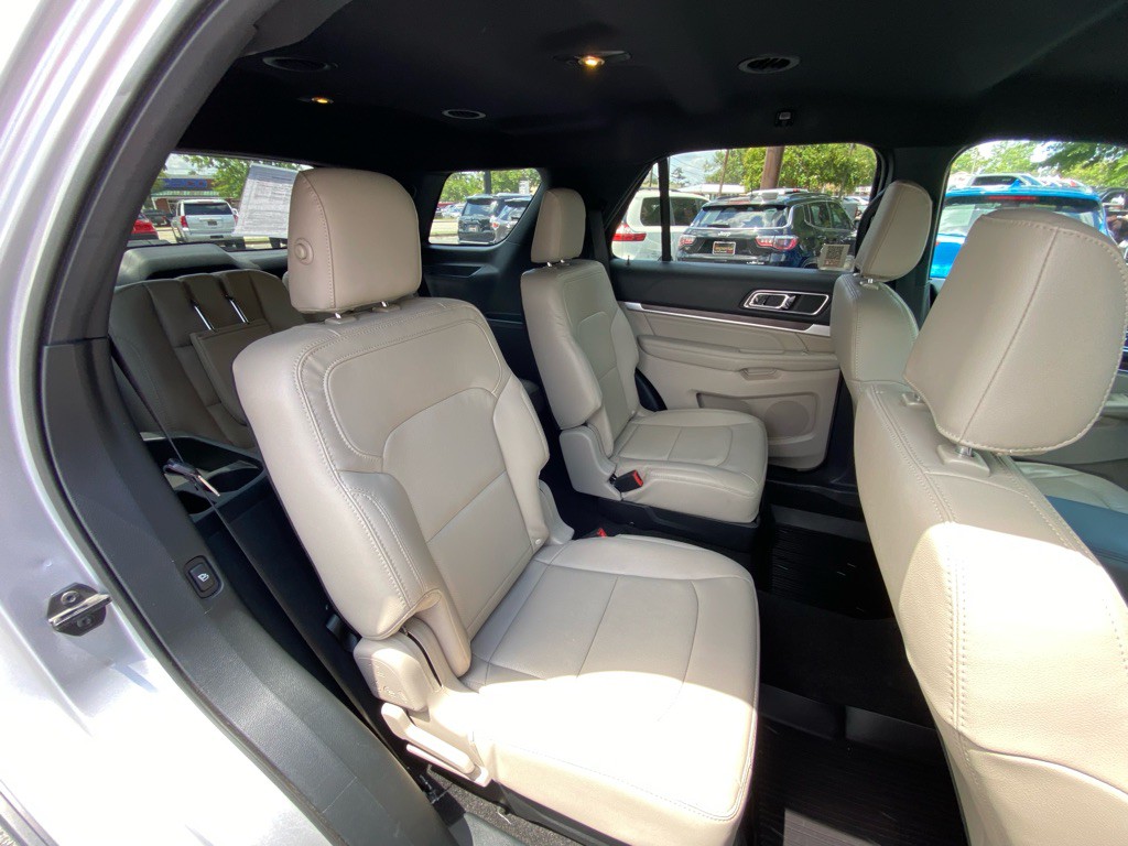 2019 Ford Explorer Image 32