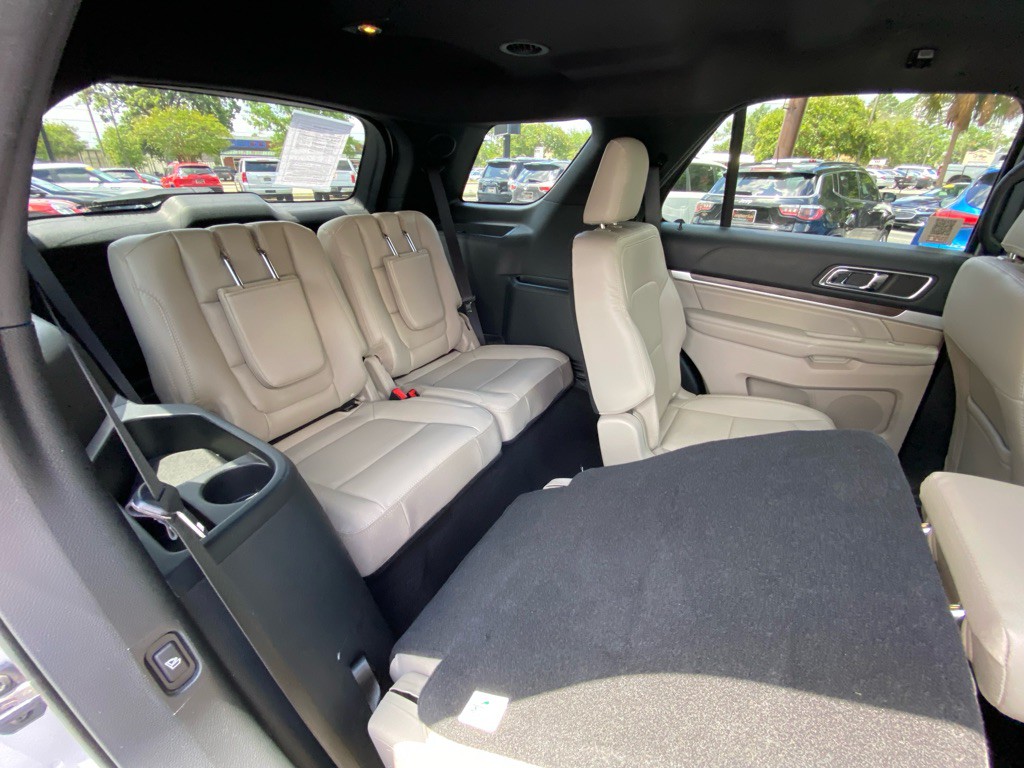 2019 Ford Explorer Image 37