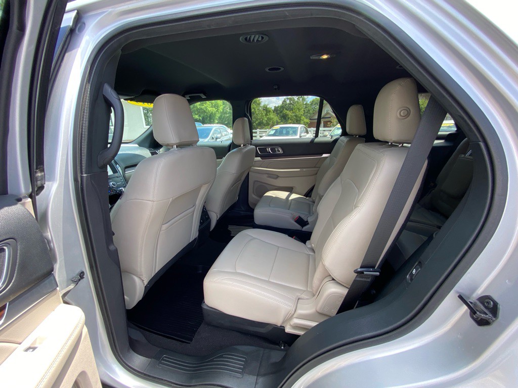 2019 Ford Explorer Image 45