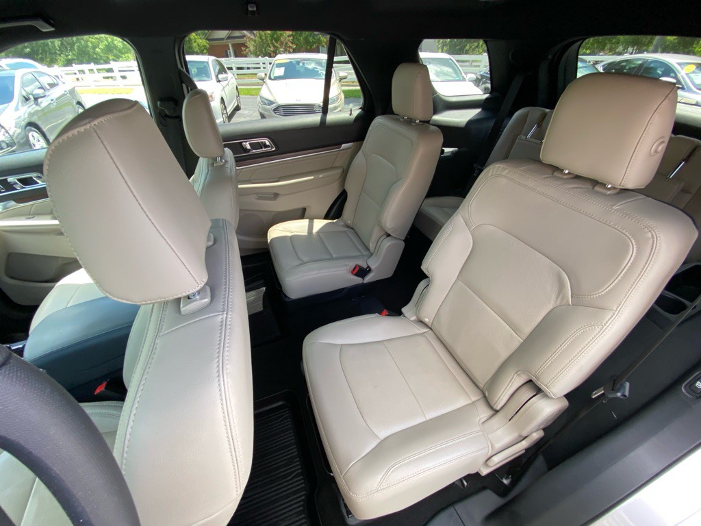 2019 Ford Explorer Image 47