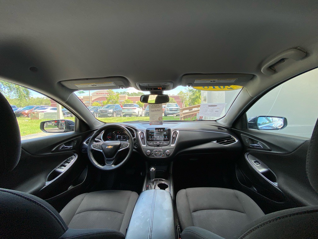 2018 Chevrolet Malibu Image 12