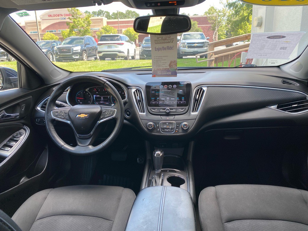 2018 Chevrolet Malibu Image 13