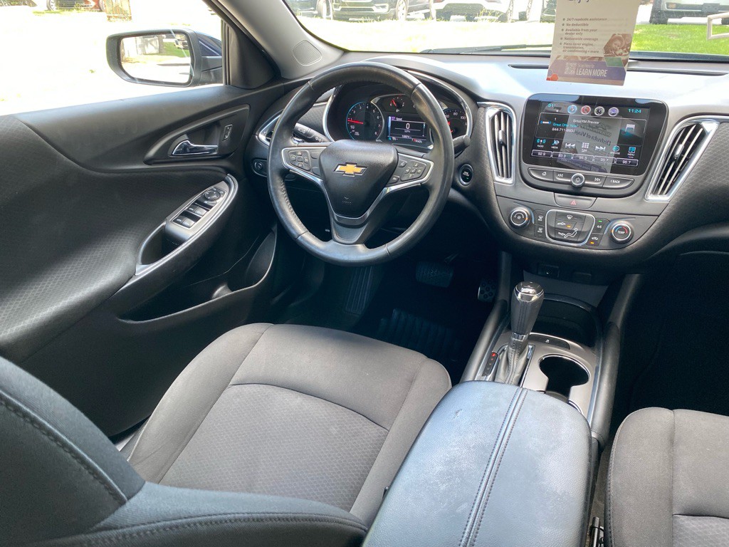 2018 Chevrolet Malibu Image 14