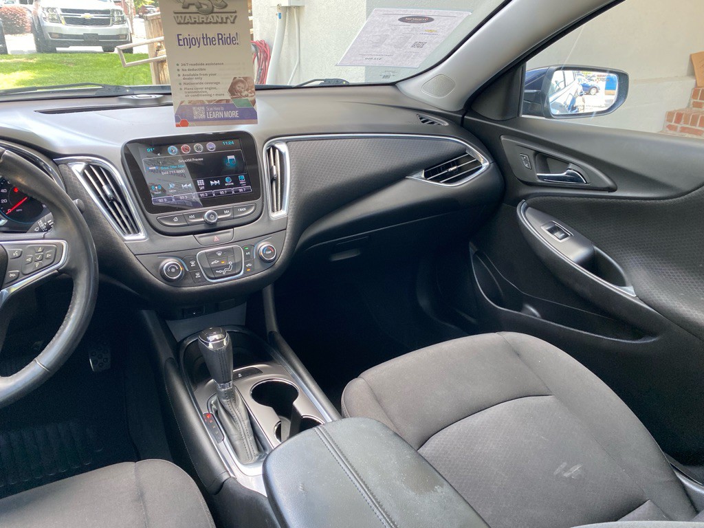 2018 Chevrolet Malibu Image 15