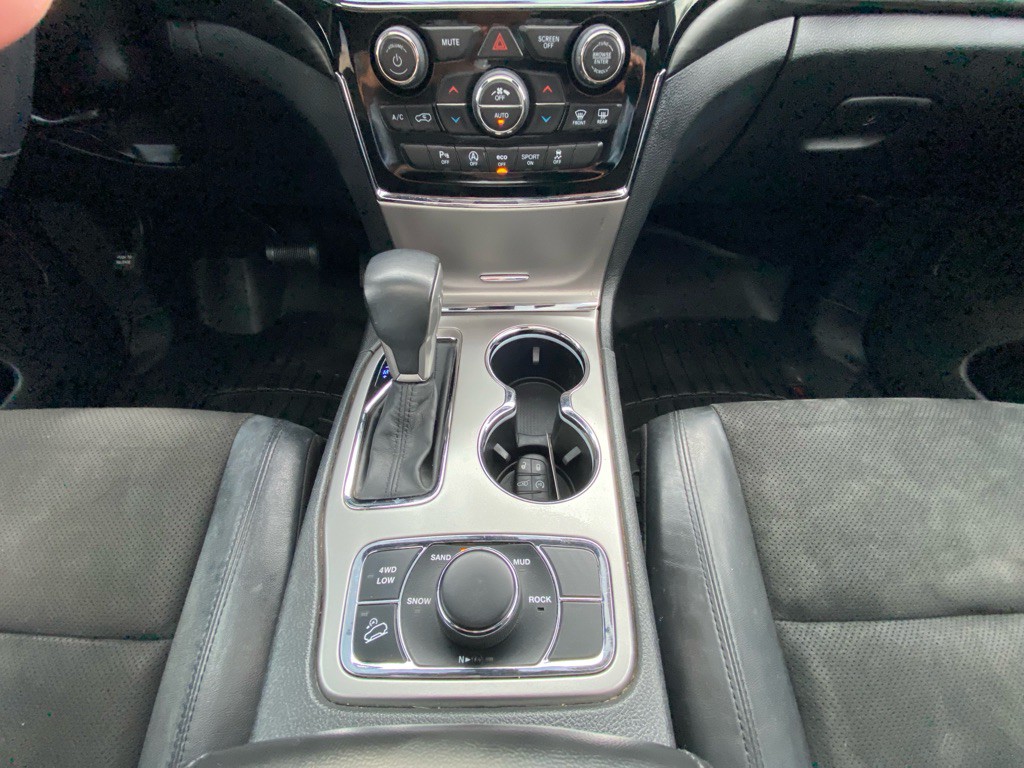 2019 Jeep Grand Cherokee Image 23