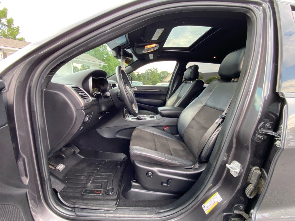 2019 Jeep Grand Cherokee Image 28