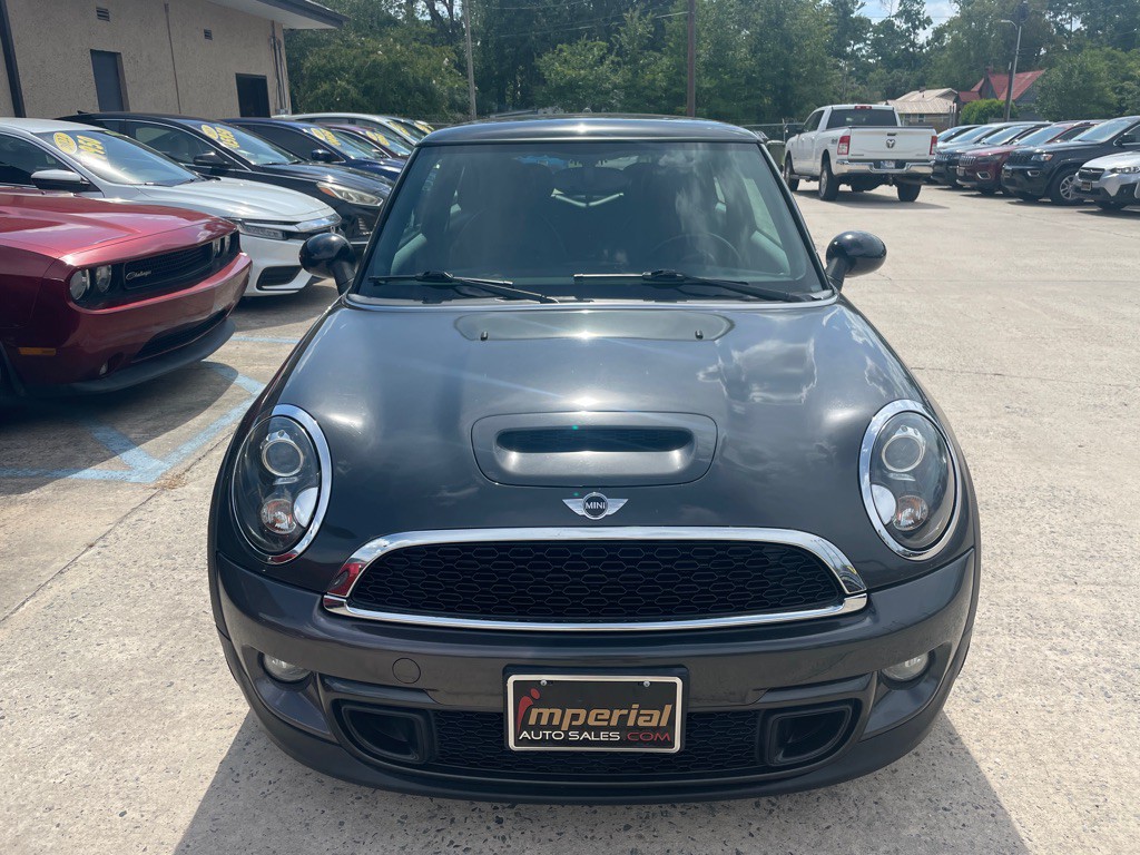 2012 MINI Cooper Image 2