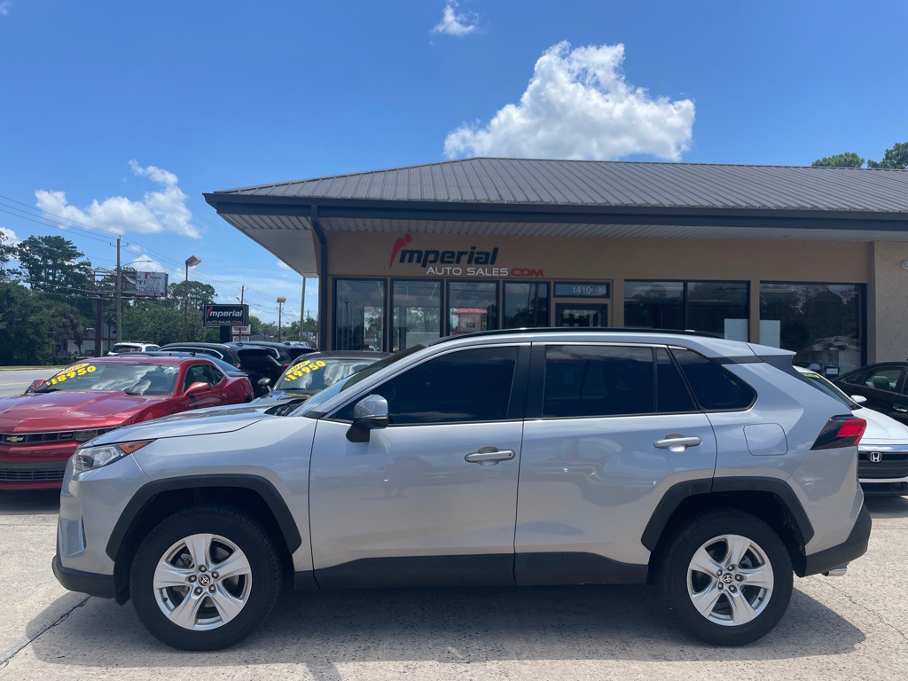 2021 Toyota Rav4 Image 2