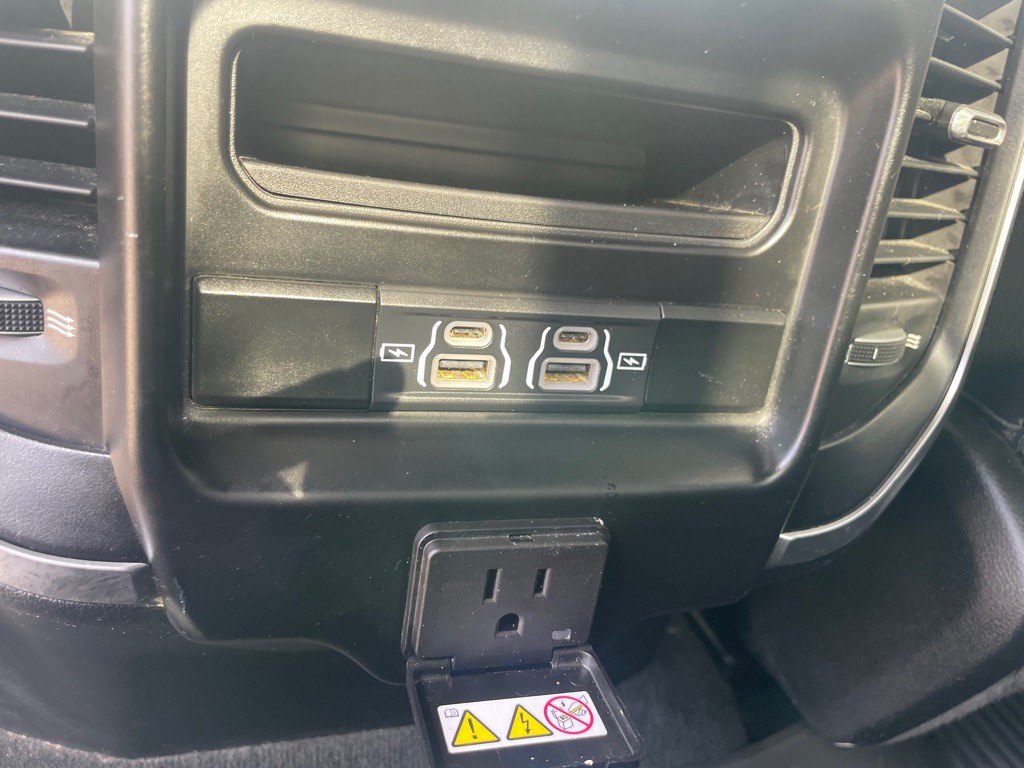 2021 RAM 1500 Image 20