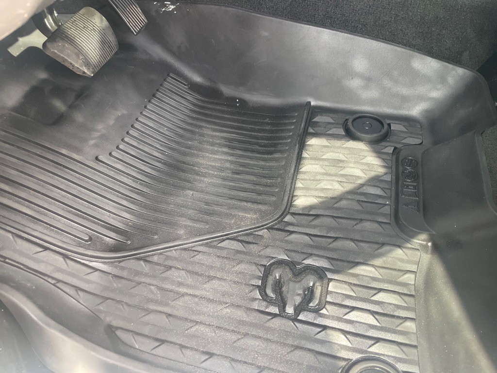 2021 RAM 1500 Image 23