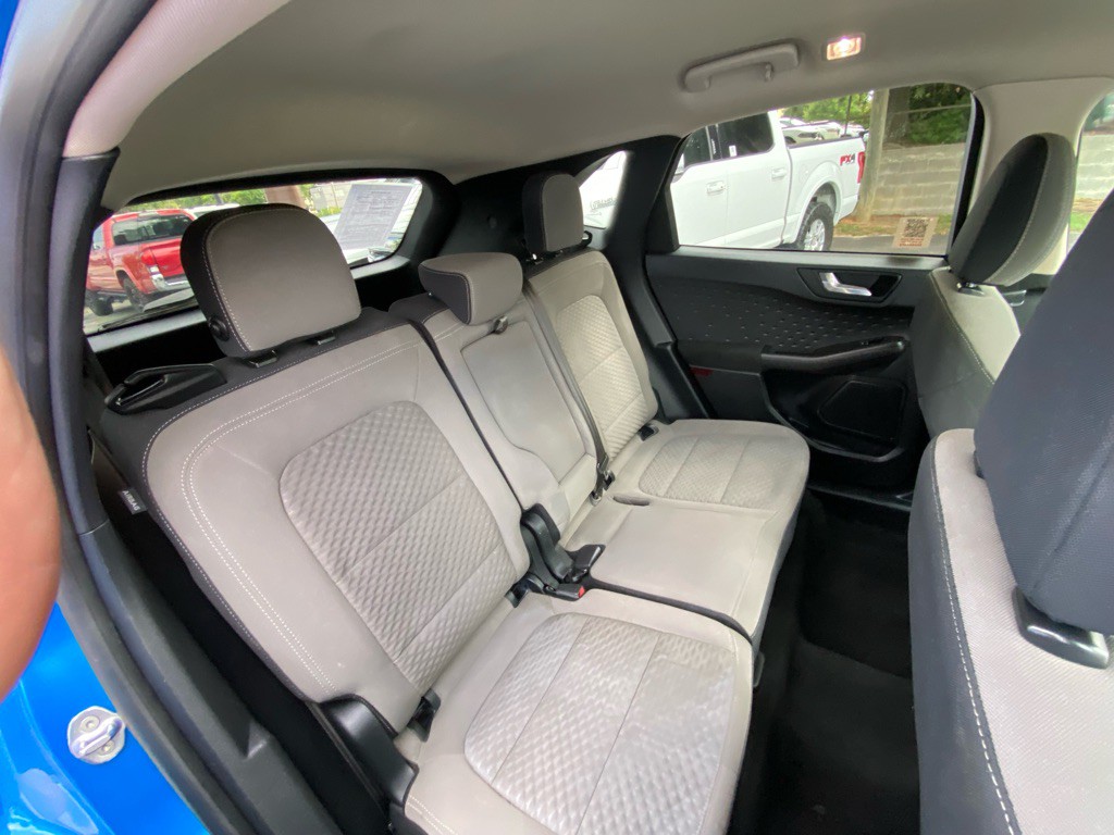 2020 Ford Escape Image 39