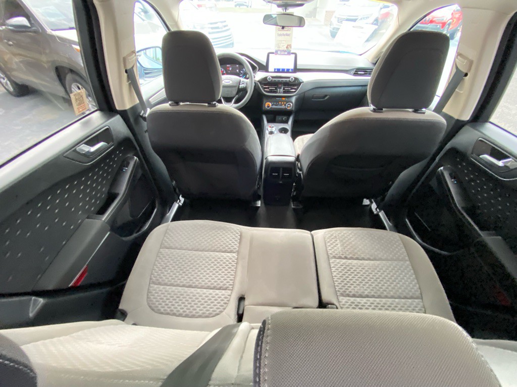 2020 Ford Escape Image 48