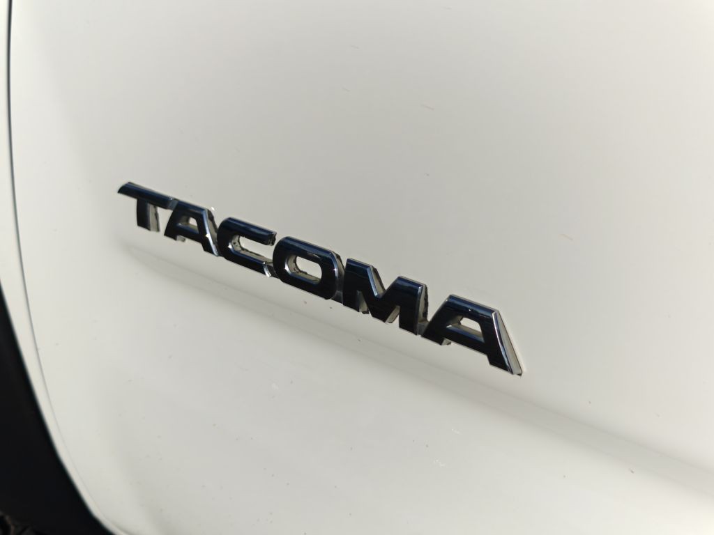 2013 Toyota Tacoma Image 12