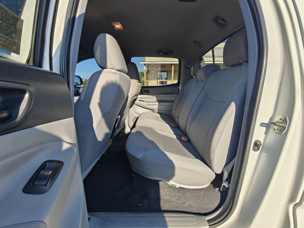 2013 Toyota Tacoma Image 26
