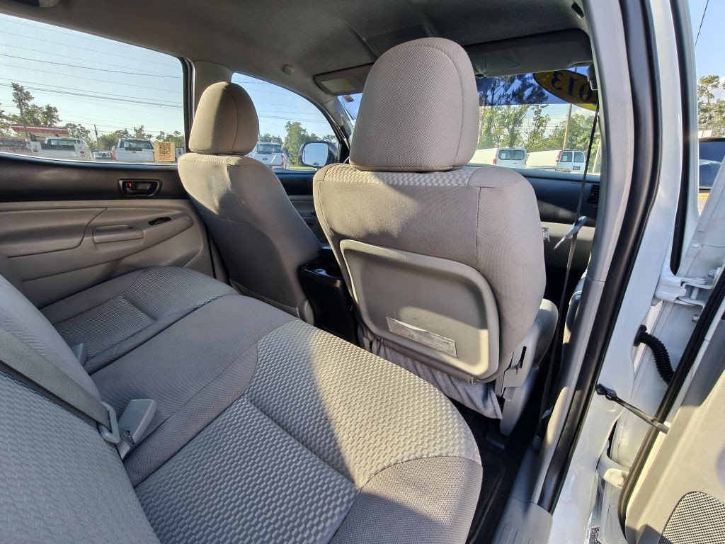2013 Toyota Tacoma Image 36