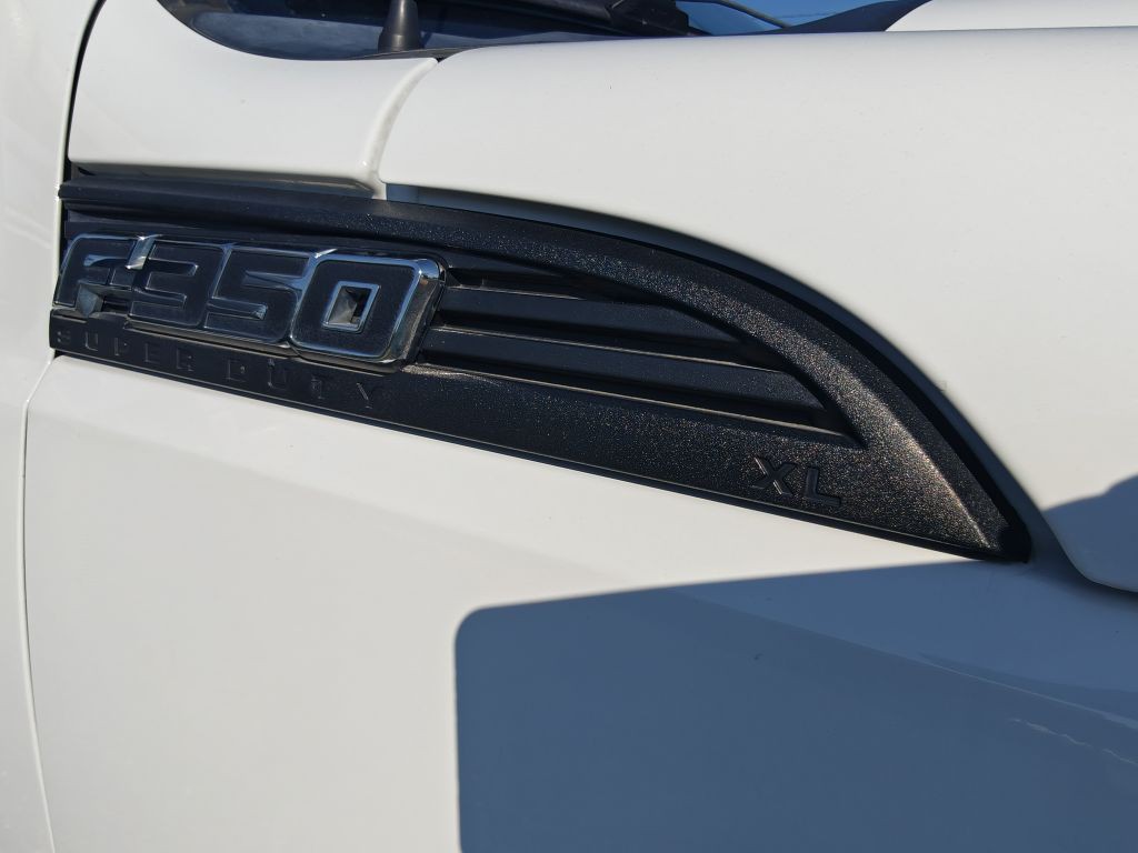 2012 Ford F-350 Image 19