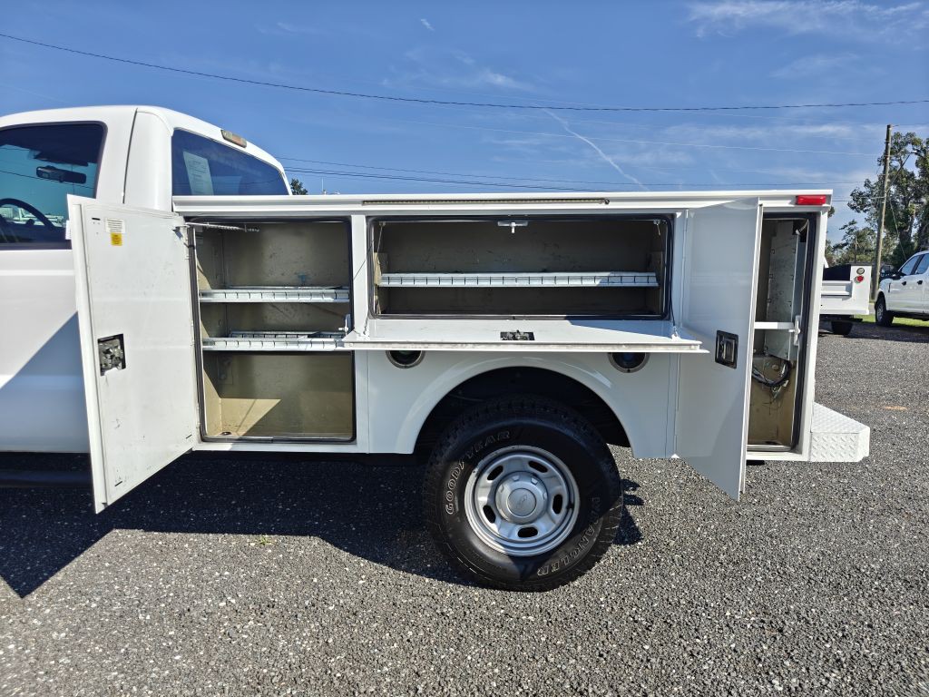 2012 Ford F-350 Image 20