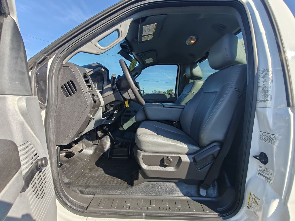 2012 Ford F-350 Image 29