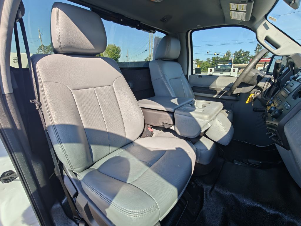 2012 Ford F-350 Image 39