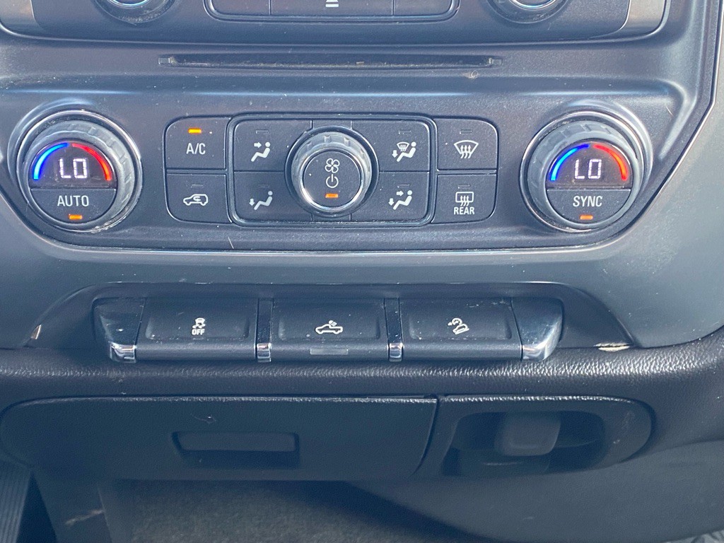 2015 Chevrolet Silverado 1500 Image 31
