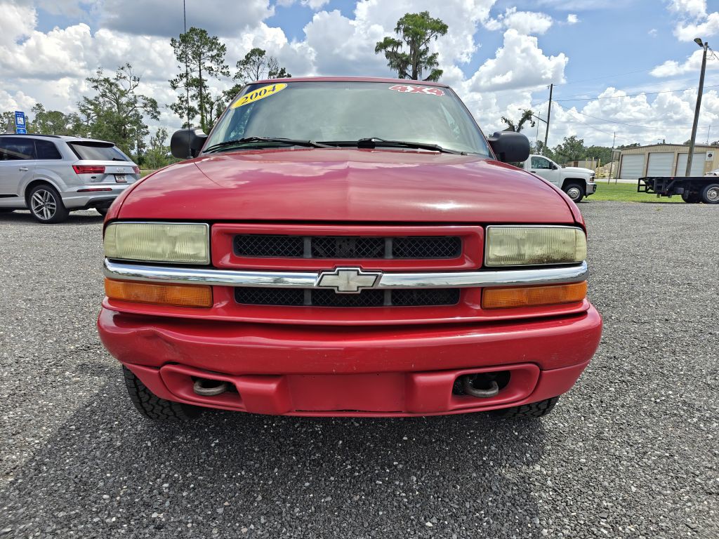 2004 Chevrolet Blazer Image 3