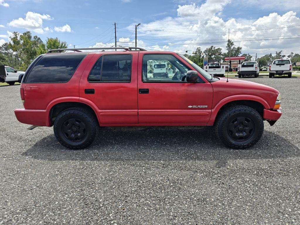 2004 Chevrolet Blazer Image 5