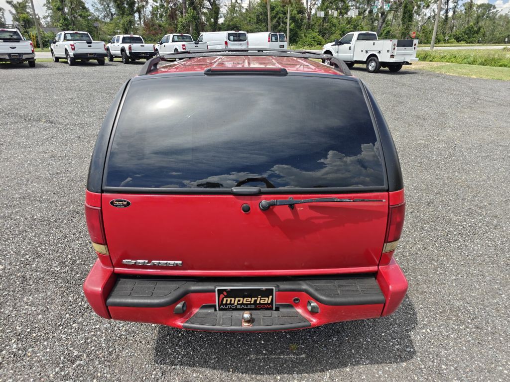2004 Chevrolet Blazer Image 8