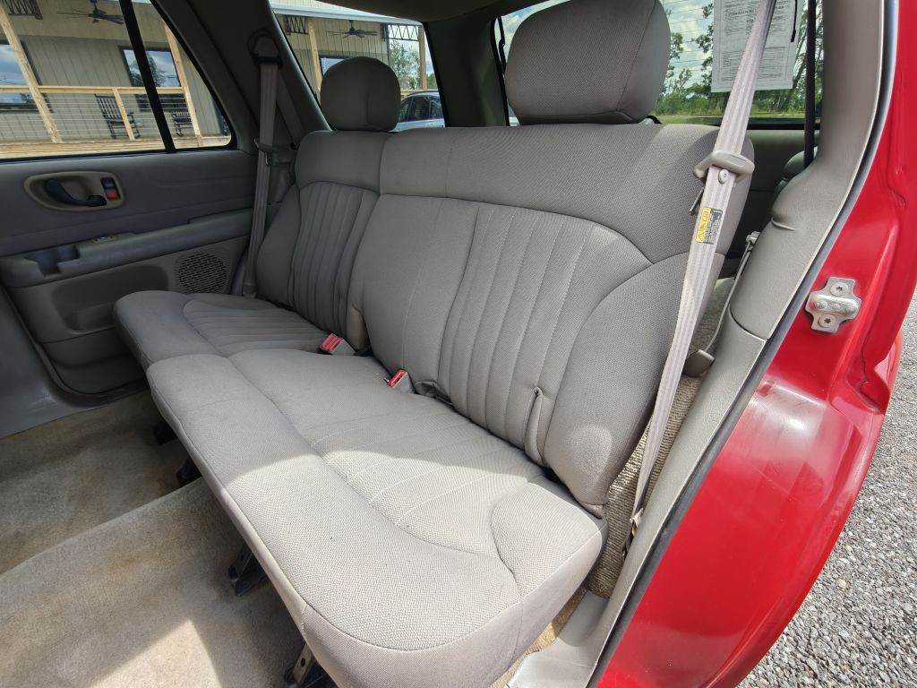 2004 Chevrolet Blazer Image 25