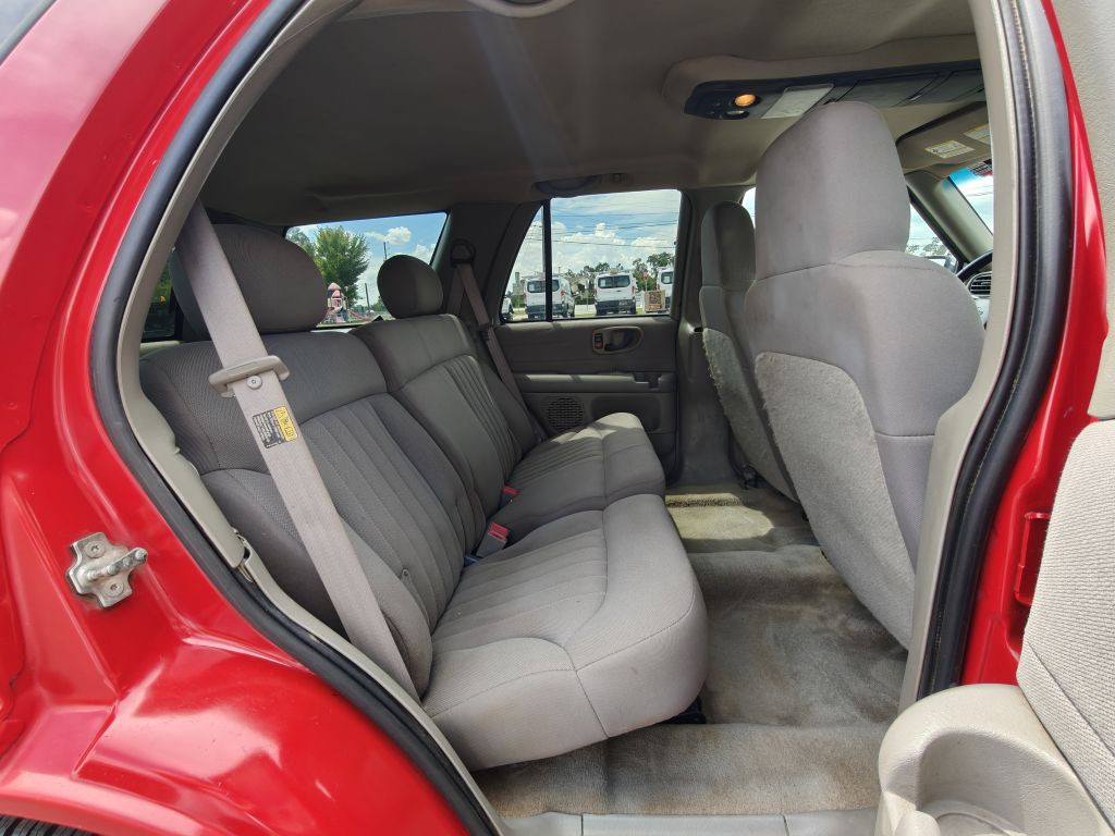 2004 Chevrolet Blazer Image 27