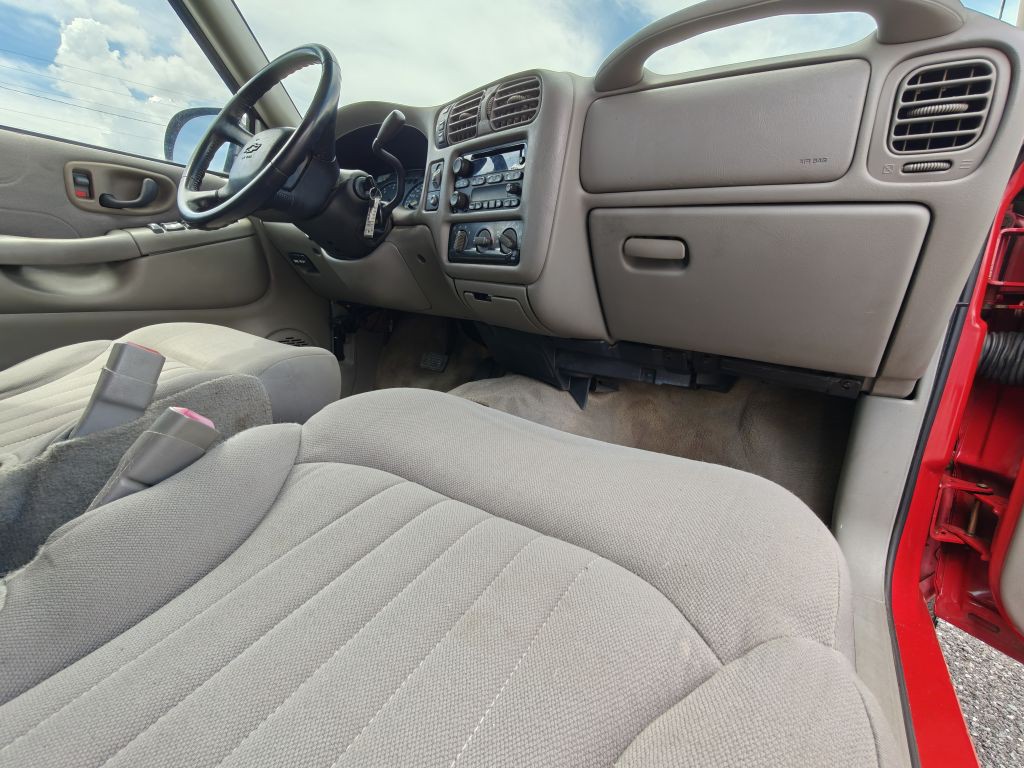 2004 Chevrolet Blazer Image 34
