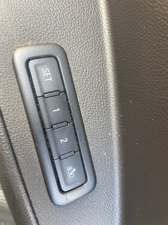 2015 GMC Yukon Image 22