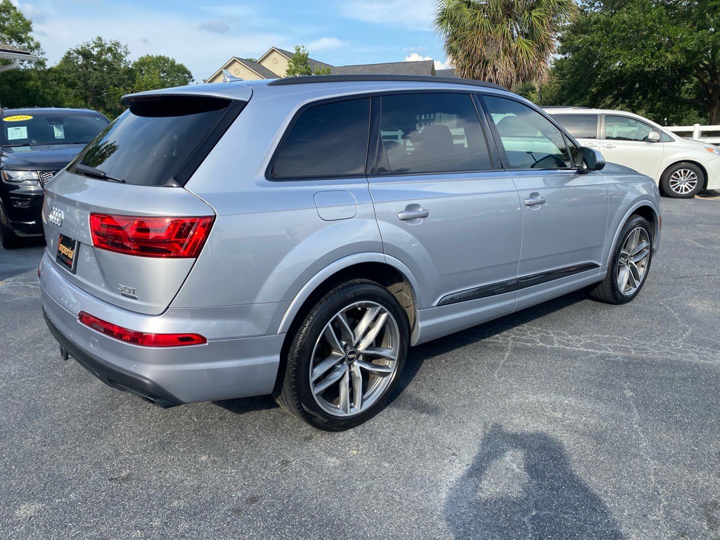 2018 Audi Q7 Image 8