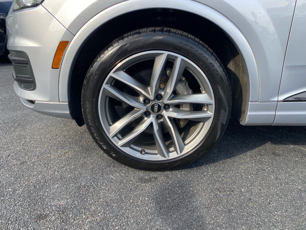 2018 Audi Q7 Image 13