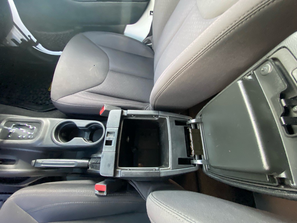 2014 Jeep Wrangler Image 28