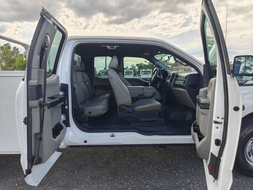 2021 Ford F-250 Image 39