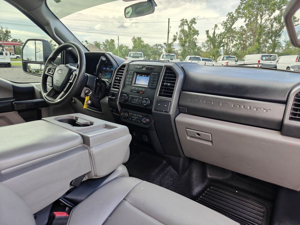 2021 Ford F-250 Image 41