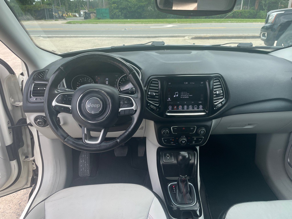 2020 Jeep Compass Image 17