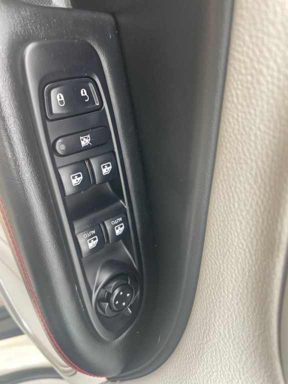 2020 Jeep Compass Image 18
