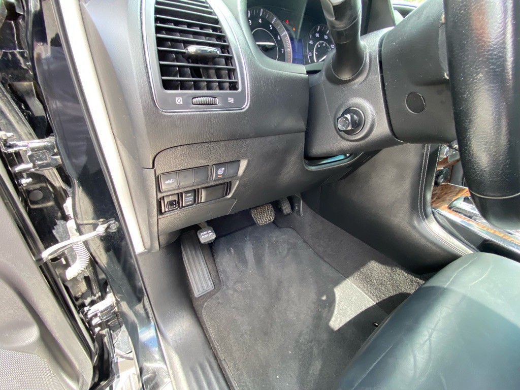 2018 Nissan Armada Image 42
