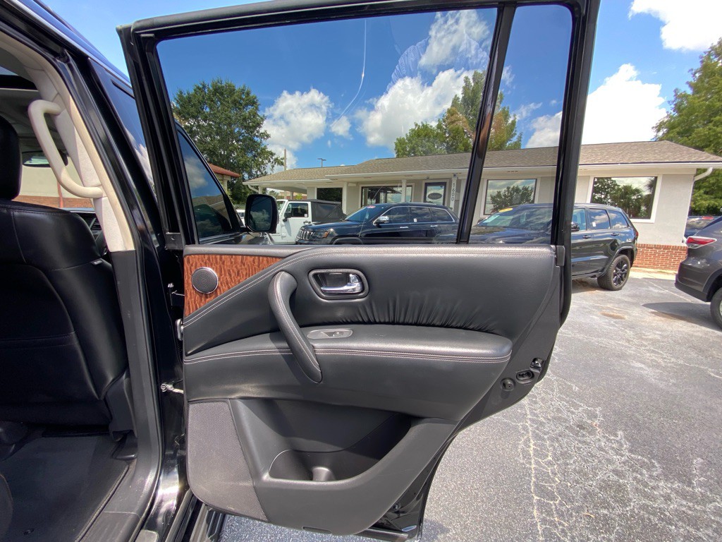 2018 Nissan Armada Image 57