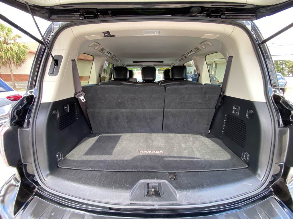 2018 Nissan Armada Image 59