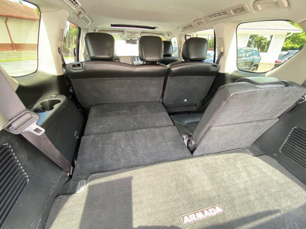 2018 Nissan Armada Image 60