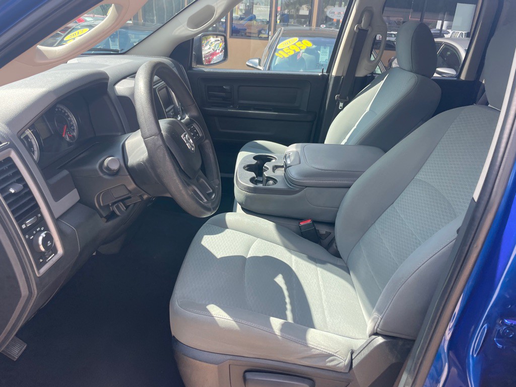 2017 RAM 1500 Image 12