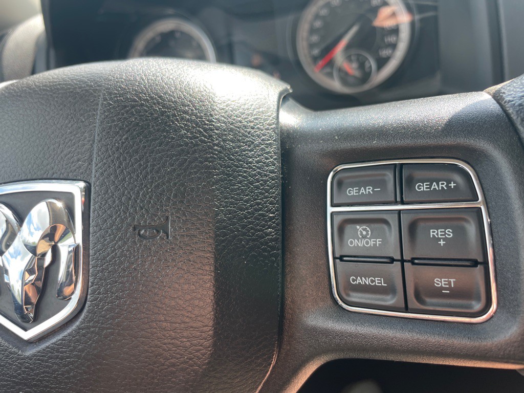2017 RAM 1500 Image 17