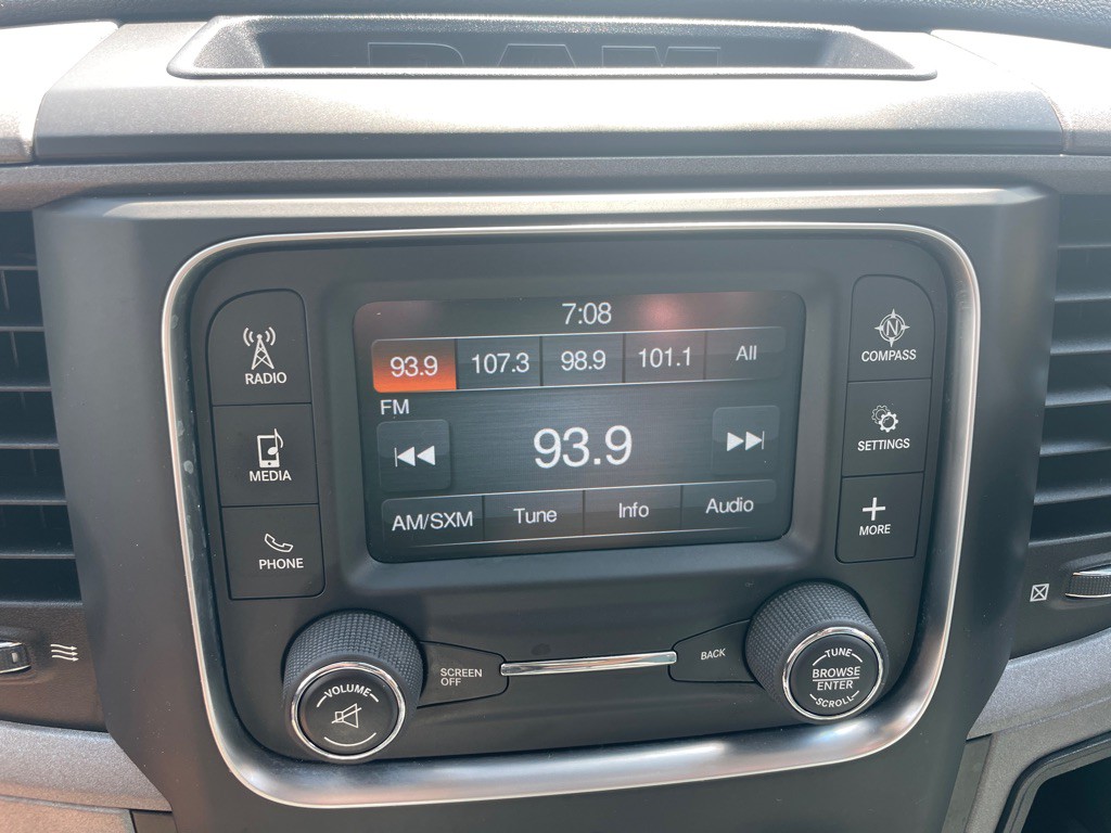 2017 RAM 1500 Image 19