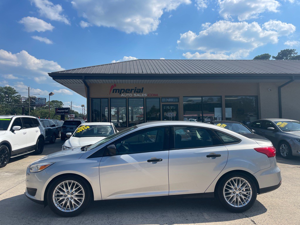 2015 Ford Focus Image 2